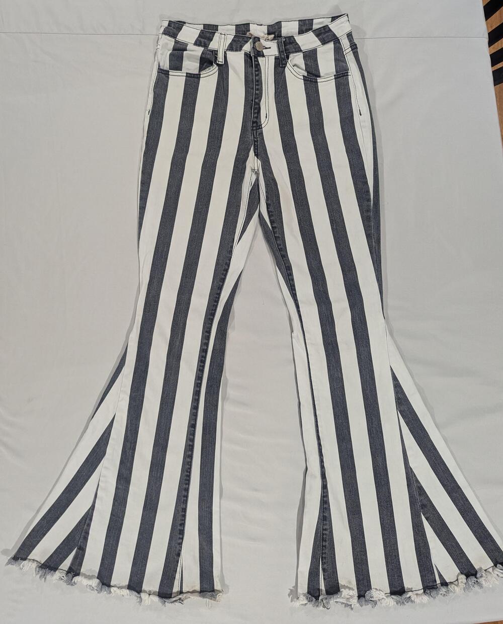 Saints & Hearts Jeans Womens M Black White Stripe High Rise Flare Denim SIP6106C